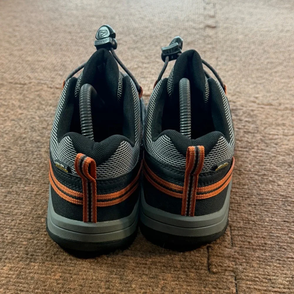 Gently used Keen Targhee EXP Waterproof Hiking Shoes Navy Orange Mens 7 1019829
